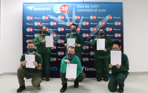 <strong>Set treballadores usuàries del CET de Femarec obtenen el Certificat de Professionalitat en l’àmbit de Neteja</strong>