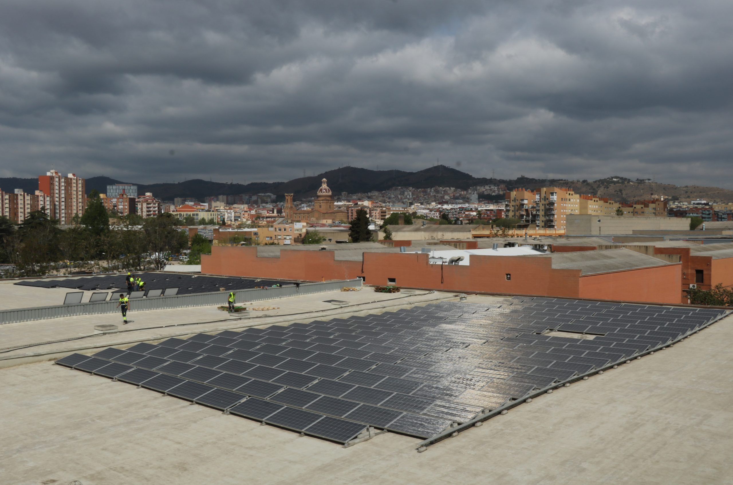 Nova instal·lació de plaques fotovoltaiques 2 Plaques