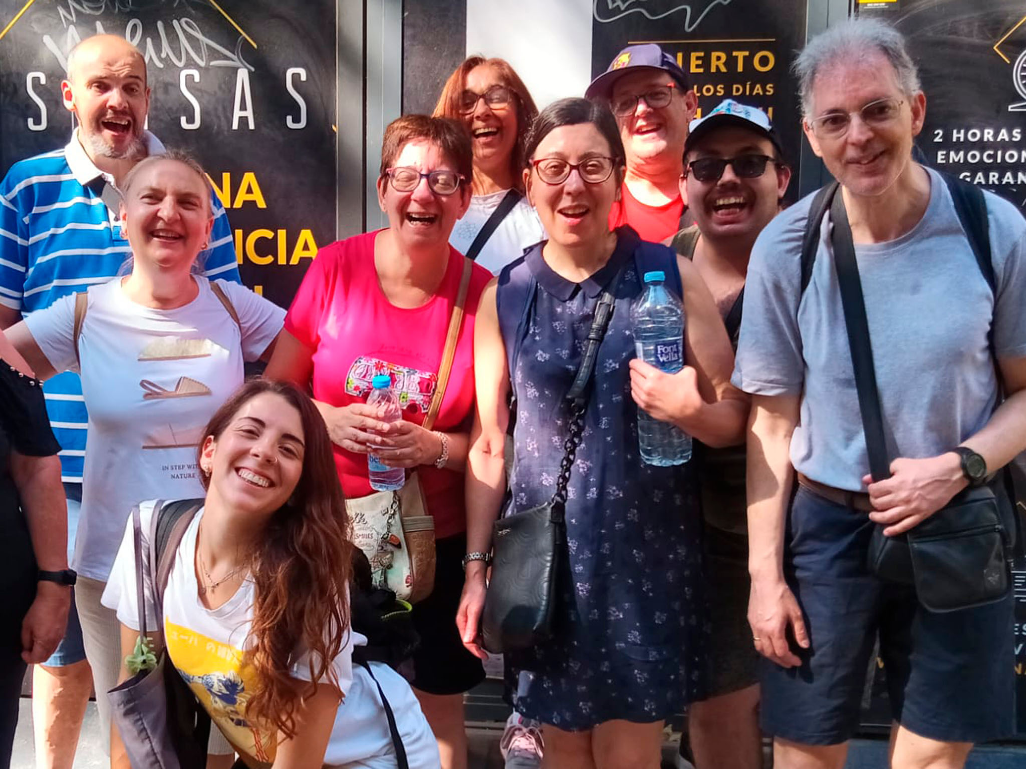 Foto de grup tallada i renquadrada