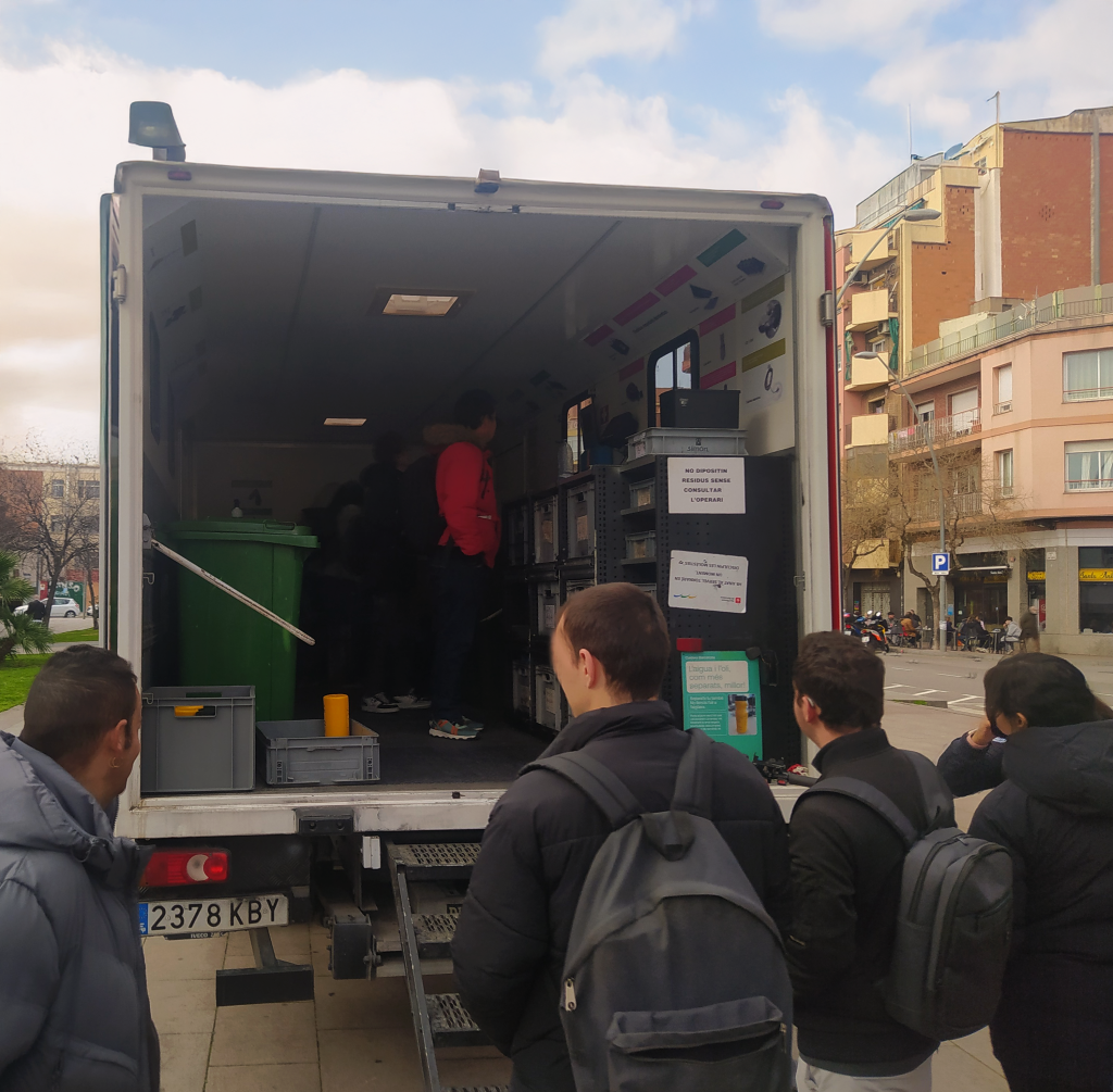 Fons retocat puntverd